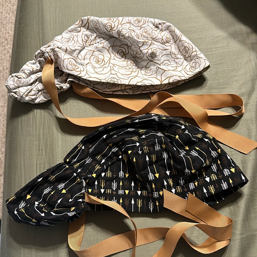 Set of 2 Ponytail Scrub Hat